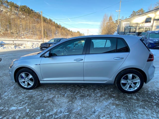 2015 VOLKSWAGEN GOLF - 9