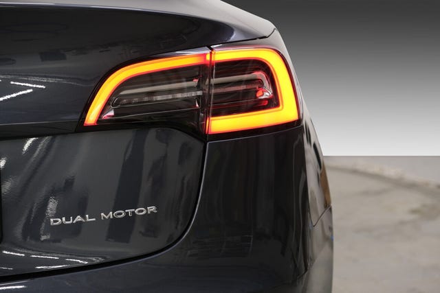 2021 TESLA MODEL 3 - 13