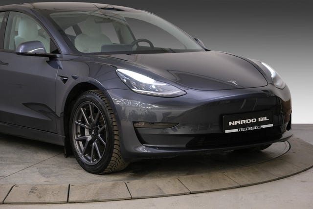 2021 TESLA MODEL 3 - 8