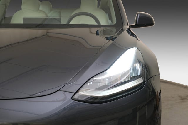 2021 TESLA MODEL 3 - 11