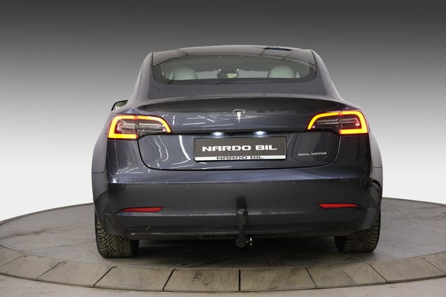 5YJ3E7EB3MF820565 2021 TESLA MODEL 3-5