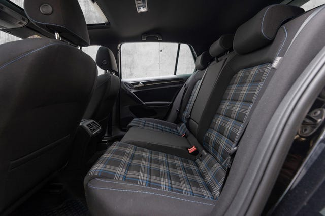 2015 VOLKSWAGEN GOLF - 23