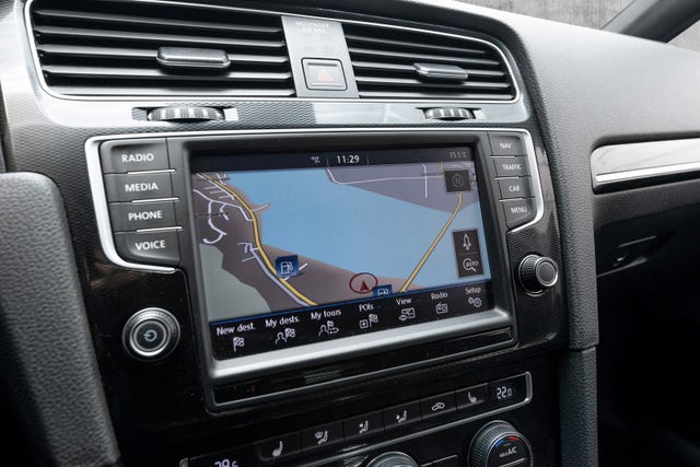 2015 VOLKSWAGEN GOLF - 20