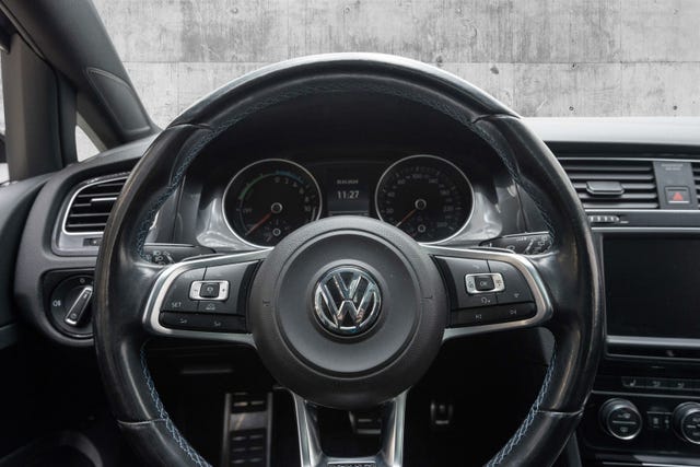 2015 VOLKSWAGEN GOLF - 14