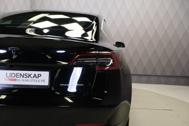 2019 TESLA MODEL 3 - 17
