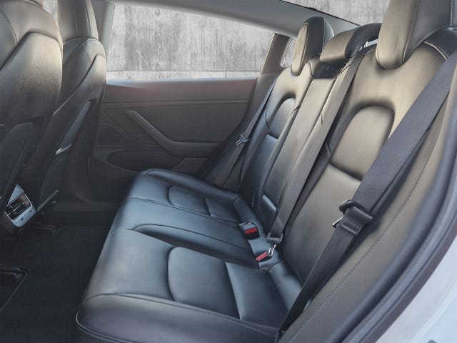 2019 TESLA MODEL 3 - 11