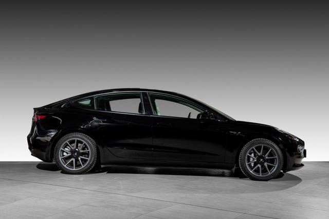 5YJ3E7EB0MF895790 2021 TESLA MODEL 3-4