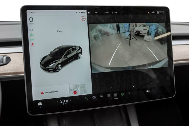 2021 TESLA MODEL 3 - 28