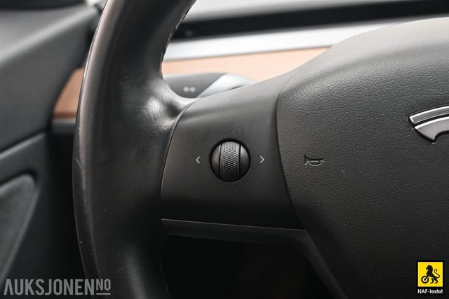 2019 TESLA MODEL 3 - 29
