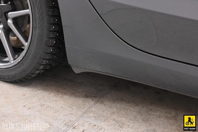 2019 TESLA MODEL 3 - 32
