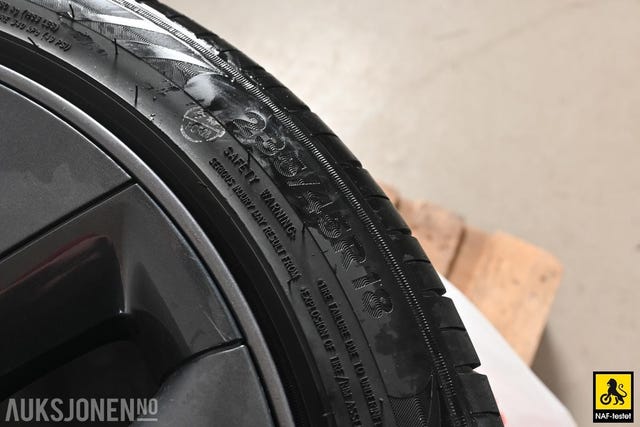 2019 TESLA MODEL 3 - 38