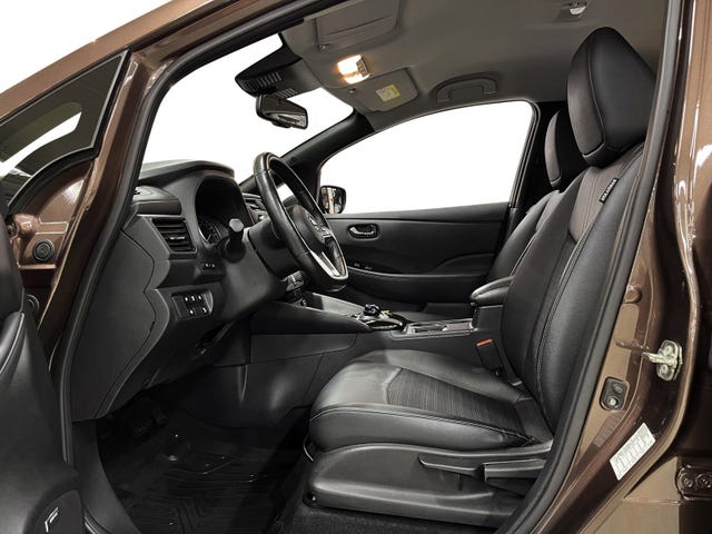 SJNFAAZE1U0036724 2018 NISSAN LEAF-5