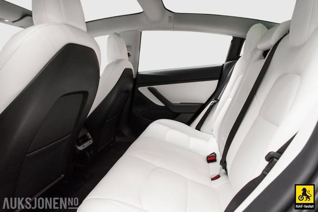 2019 TESLA MODEL 3 - 12