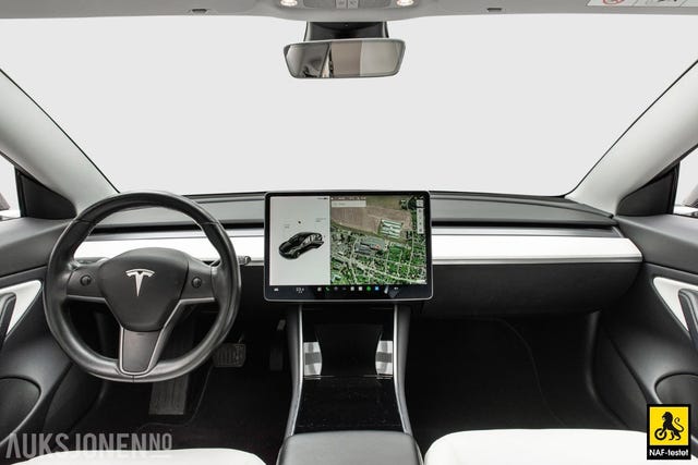 2019 TESLA MODEL 3 - 16