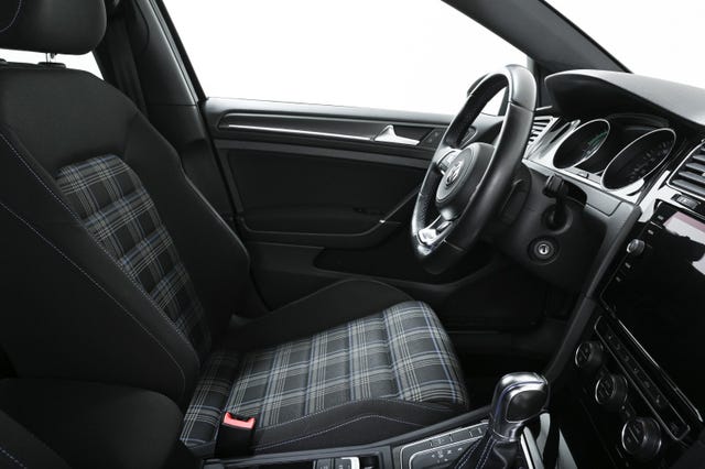 2018 VOLKSWAGEN GOLF - 21