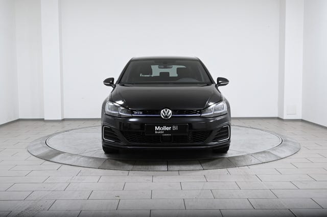 2018 VOLKSWAGEN GOLF - 8