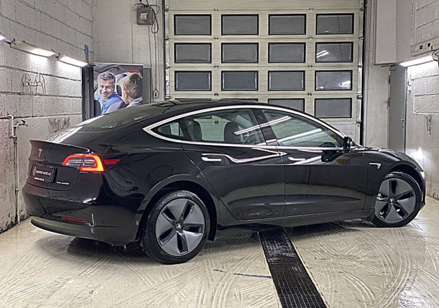 null 2019 TESLA MODEL 3-5