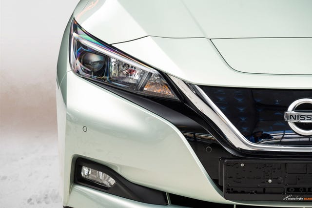 SJNFAAZE1U0005456 2018 NISSAN LEAF-2