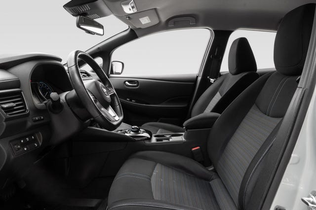 2018 NISSAN LEAF - 9