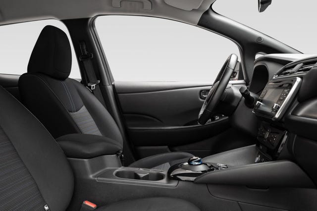 2018 NISSAN LEAF - 25