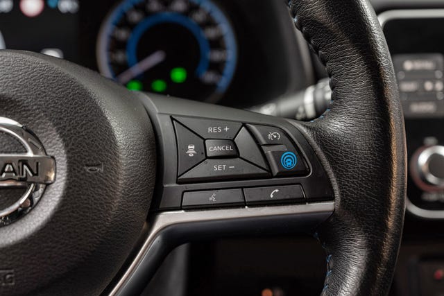 2020 NISSAN LEAF - 14