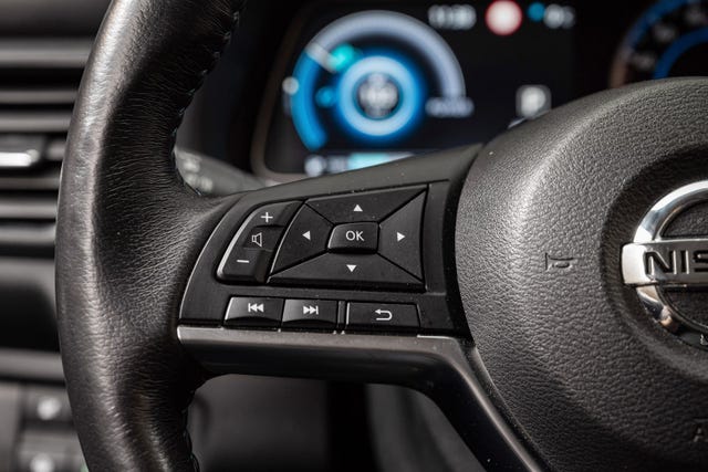 2020 NISSAN LEAF - 13