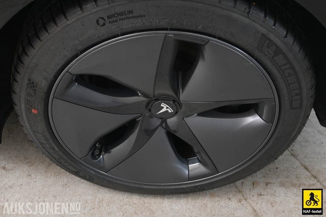2019 TESLA MODEL 3 - 33