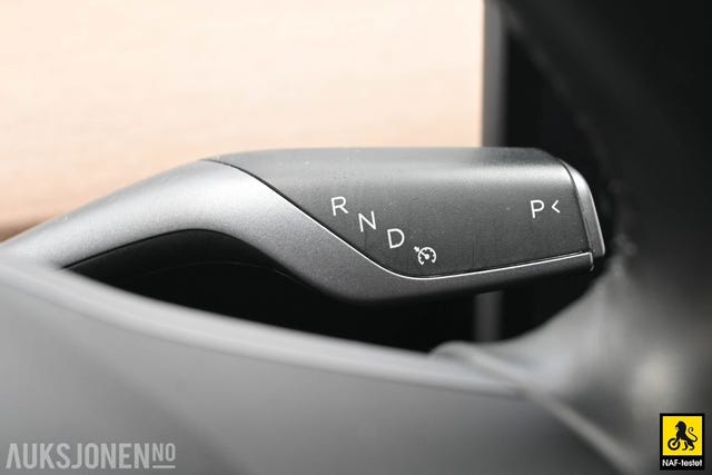 2019 TESLA MODEL 3 - 17