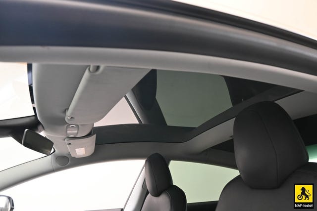 2019 TESLA MODEL 3 - 12