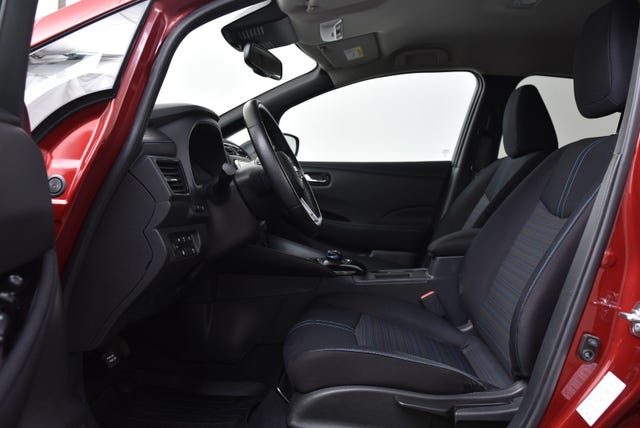 2020 NISSAN LEAF - 10
