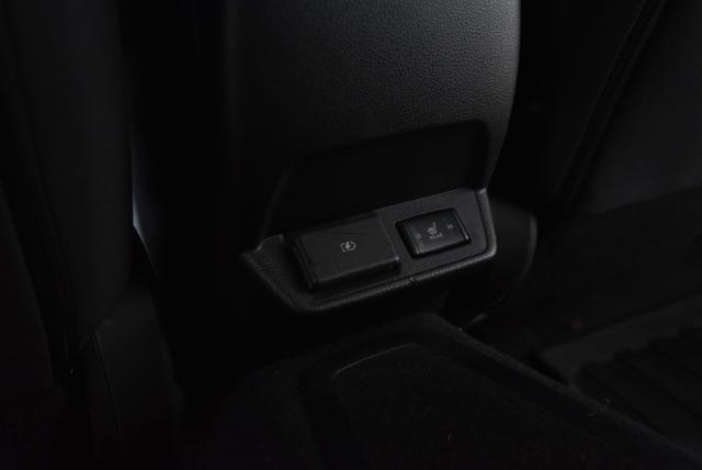2020 NISSAN LEAF - 27