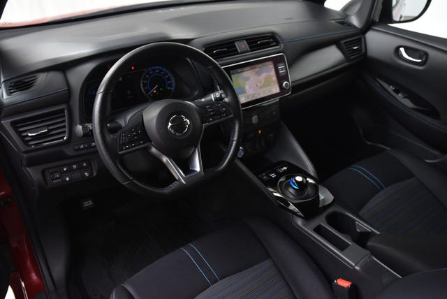 2020 NISSAN LEAF - 9