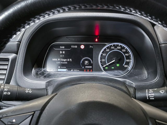 2018 NISSAN LEAF - 11