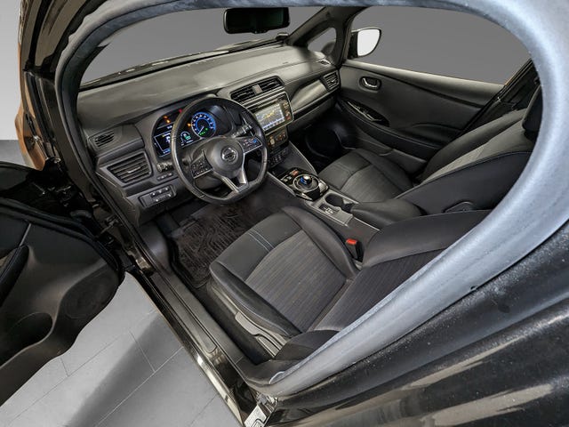 2018 NISSAN LEAF - 7