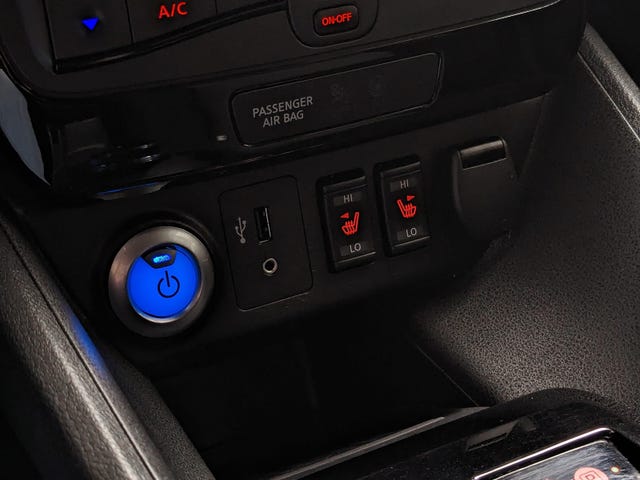 2018 NISSAN LEAF - 22