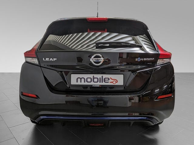 SJNFAAZE1U0005939 2018 NISSAN LEAF-3
