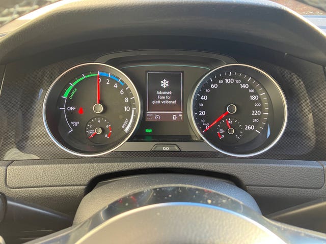 2015 VOLKSWAGEN GOLF - 10