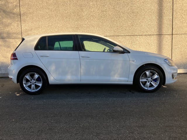WVWZZZAUZFW805936 2015 VOLKSWAGEN GOLF-2