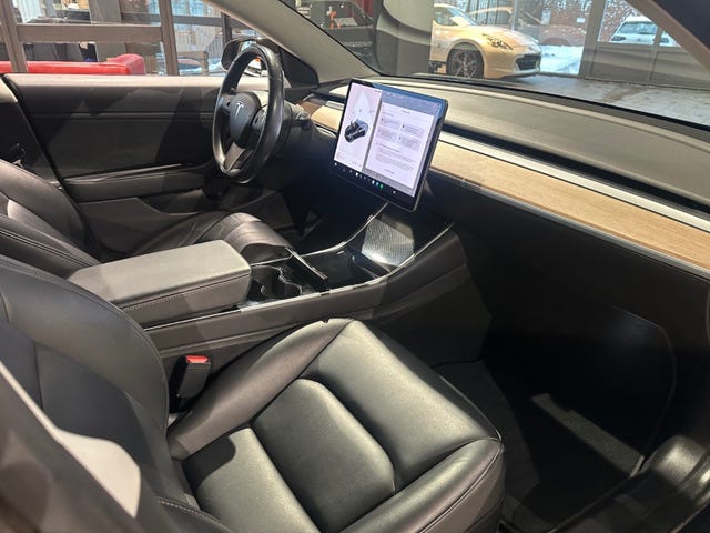 2019 TESLA MODEL 3 - 13