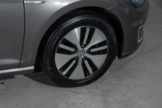 2015 VOLKSWAGEN GOLF - 9