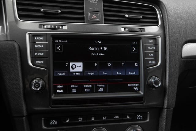 2015 VOLKSWAGEN GOLF - 21