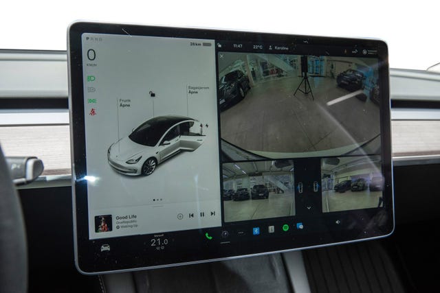 2021 TESLA MODEL 3 - 19