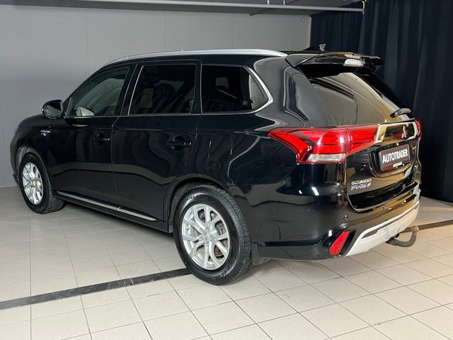 2020 MITSUBISHI OUTLANDER - 9