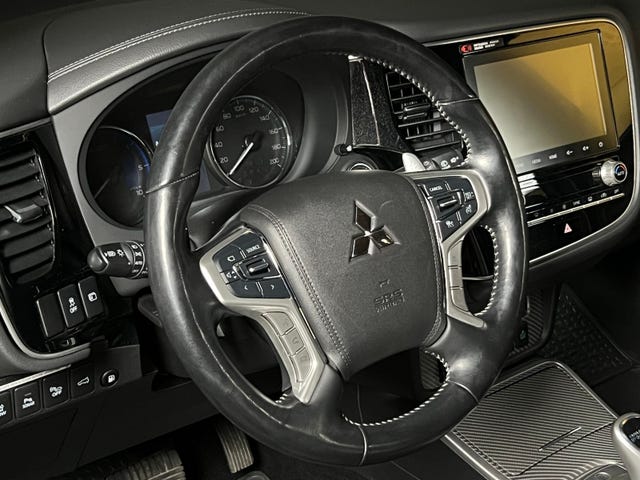 2020 MITSUBISHI OUTLANDER - 16