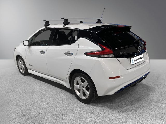 2018 NISSAN LEAF - 8