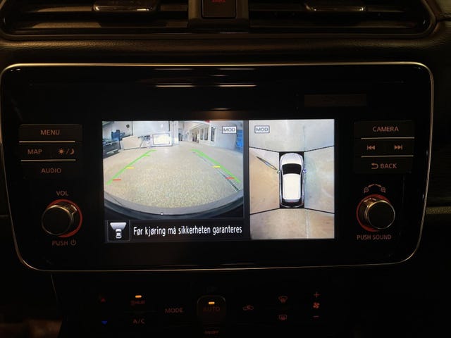 2018 NISSAN LEAF - 18
