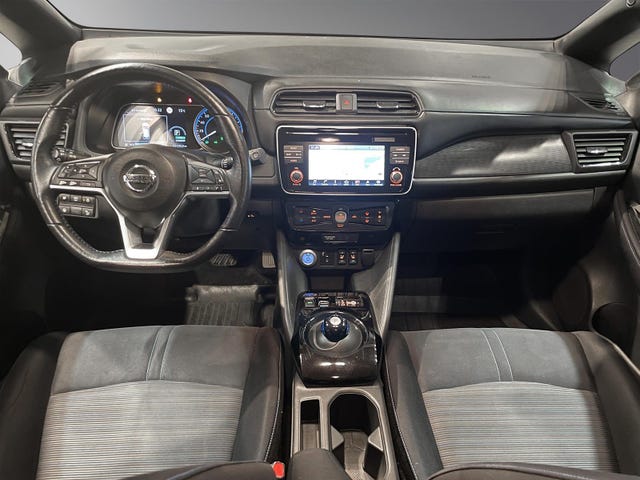 2018 NISSAN LEAF - 13