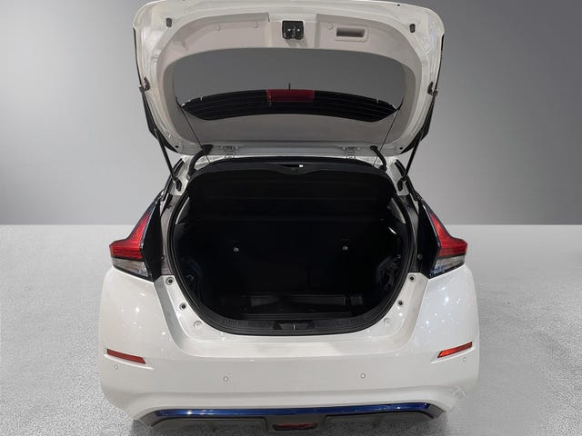 2018 NISSAN LEAF - 9