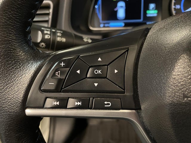 2018 NISSAN LEAF - 26