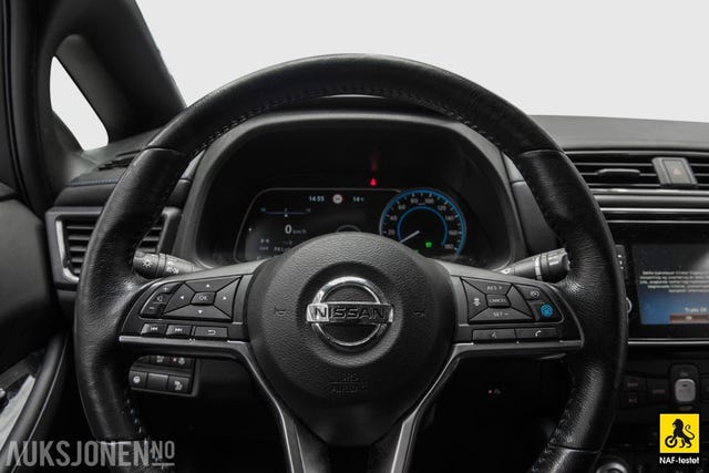 2018 NISSAN LEAF - 13
